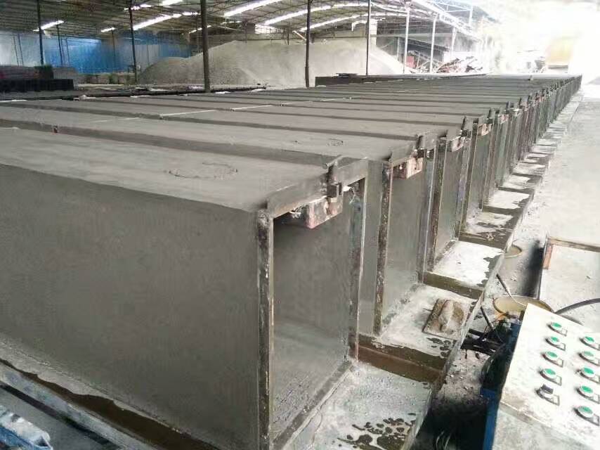 自動煙道機生產(chǎn)線設(shè)備生產(chǎn)現(xiàn)場